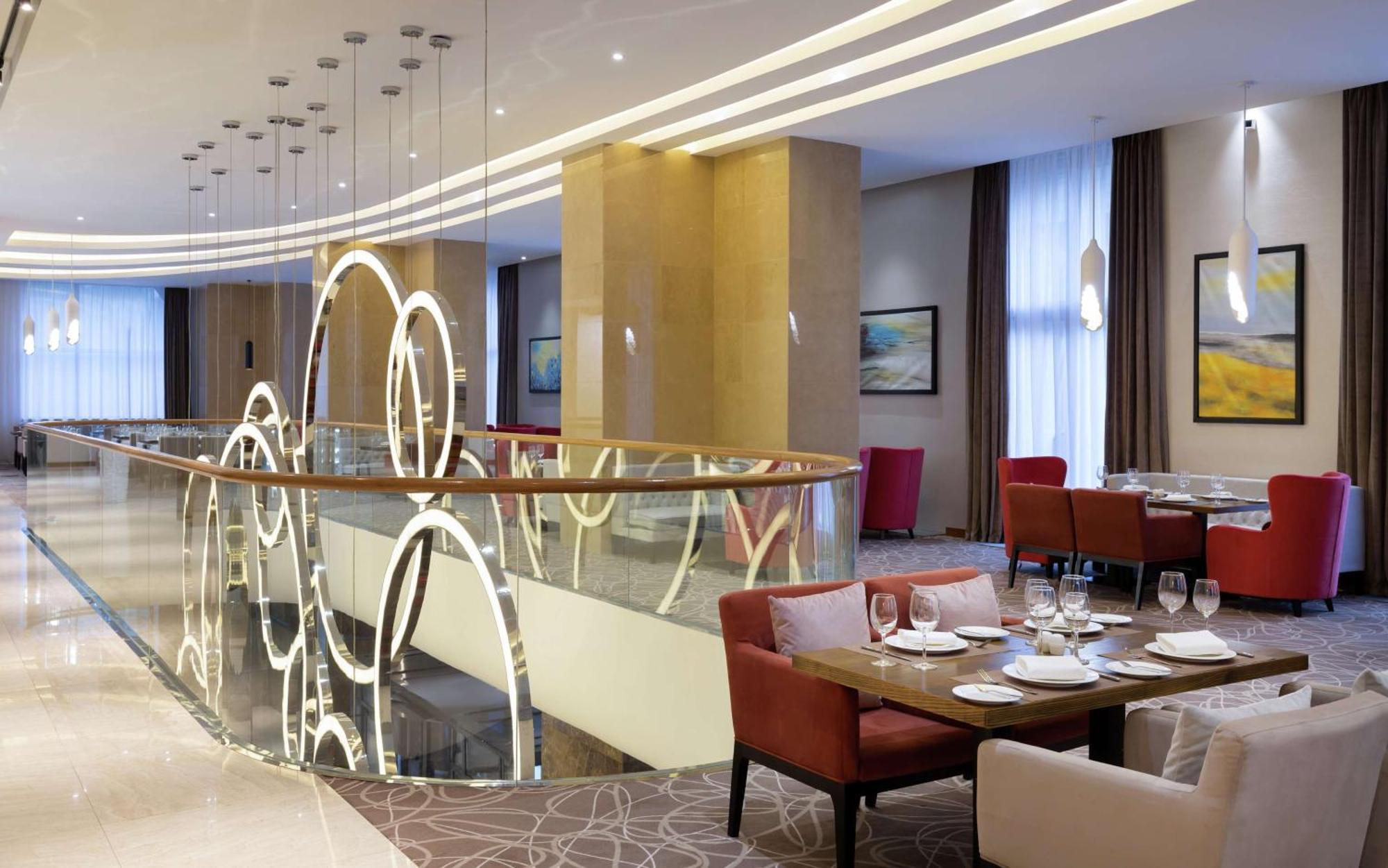 Doubletree By Hilton Almaty Hotel Екстериор снимка