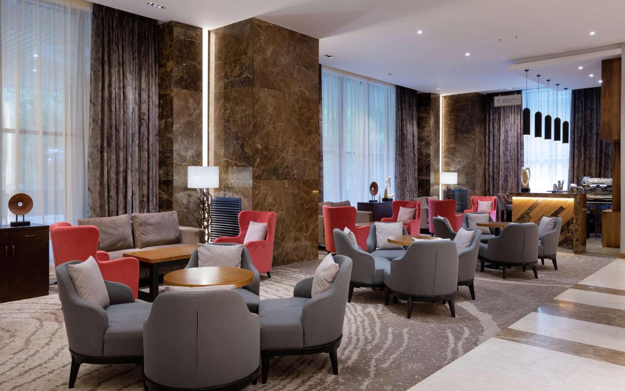 Doubletree By Hilton Almaty Hotel Екстериор снимка